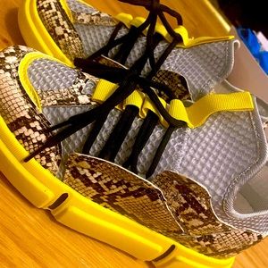 Yellow and snake skin lace up fashion sneakers